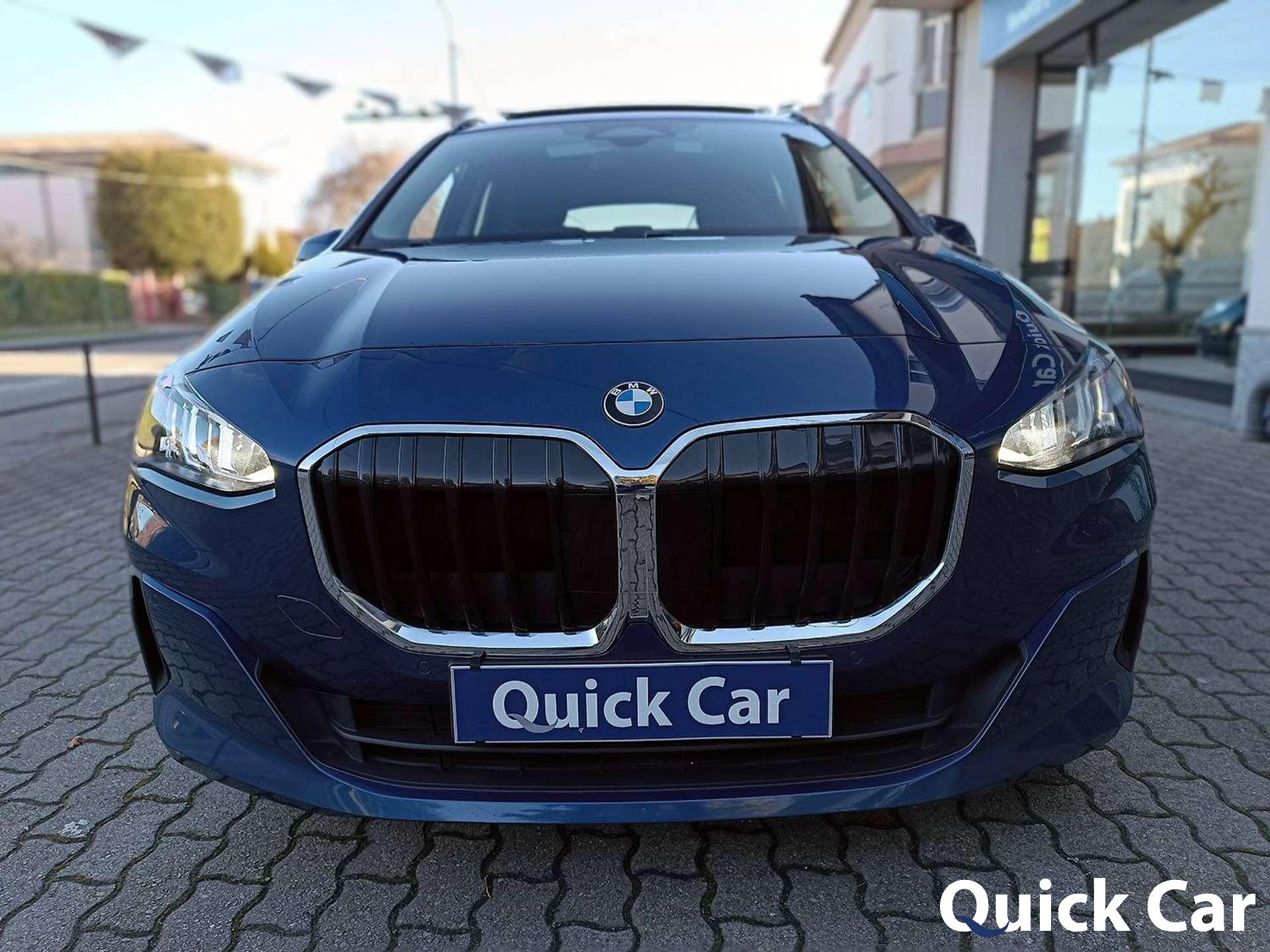 BMW 218  d TETTO APRIBILE,RETROCAMERA,CLIMA AUT. BIZONA,PARK ASSIST,NAVIGATORE,CARPLAY,PDC,SEDILE CON MASSAGGI, SOTTOCOSTO !