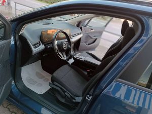 BMW 218 d TETTO APRIBILE,RETROCAMERA,CLIMA AUT. BIZONA,PARK ASSIST,NAVIGATORE,CARPLAY,PDC,SEDILE CON MASSAGGI, SOTTOCOSTO !