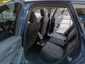 BMW 218 d TETTO APRIBILE,RETROCAMERA,CLIMA AUT. BIZONA,PARK ASSIST,NAVIGATORE,CARPLAY,PDC,SEDILE CON MASSAGGI, SOTTOCOSTO !